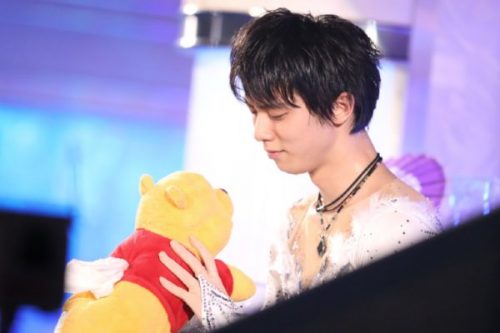 プーさんとのコラボ商品に期待？羽生結弦とプーさんとの関係性をディズニー専門サイトが特集「ハニュウの幸運のお守り」